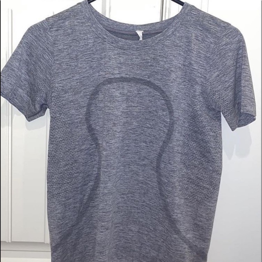 Lululemon Swifty Tech Top - Size 4